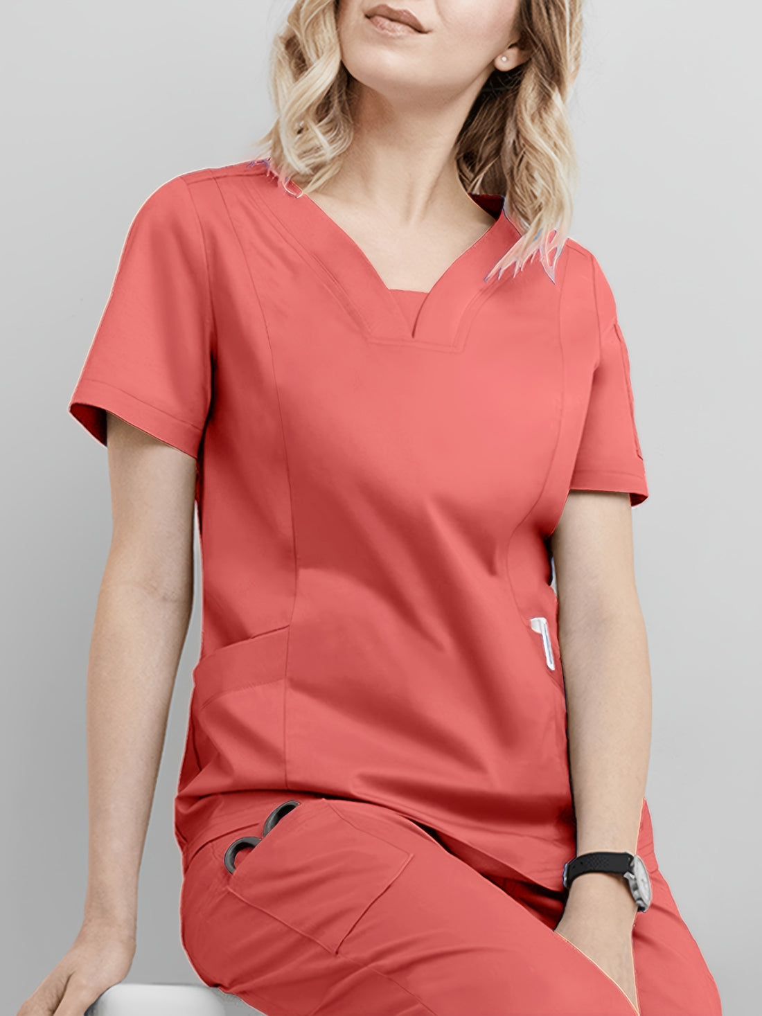 SAASHI Nurse Workwear Set - Crew Neck Scrub Top & Pants