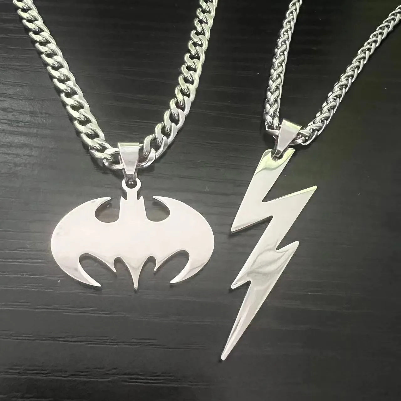 Saashi Bat Flash Stainless Steel Pendant Chain Necklace Anime Accessories