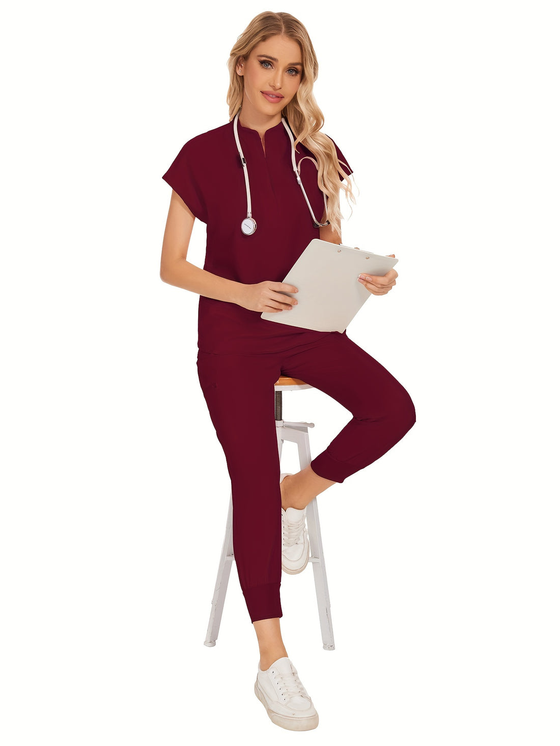 SAASHI Nurse Burgundy Two-Piece Scrub Set - V-Neck Top & Pocket Pants